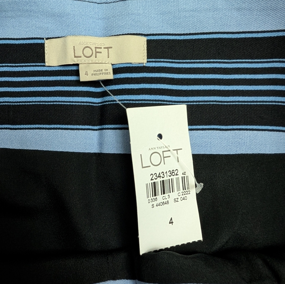 Loft Blue Stripe Pencil Skirt Womens Sz 4 Viscose Front Slit Career Chic NWT - Picture 6 of 6